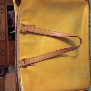 Louis Vuitton vernis Columbus tote with COA 12x14 lm0021 made in 2001